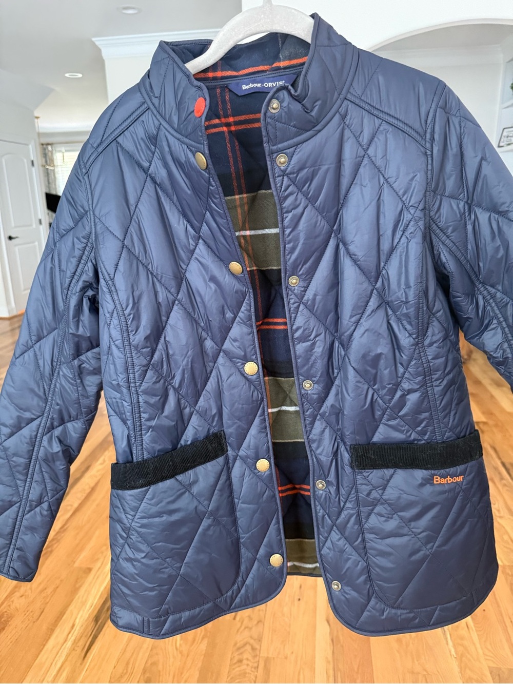 This Barbour × Orvis Hubbard quilted jacket navy w/classic plaid NWOT SZ 8 - Picture 2 of 10